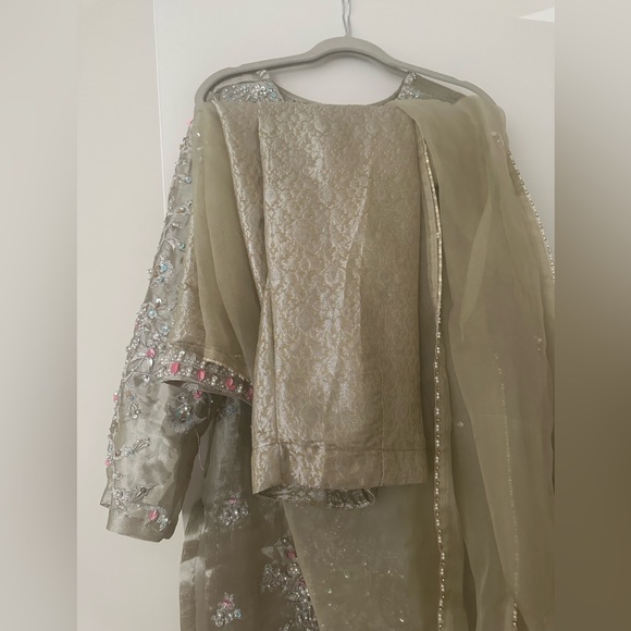 Kanwal malik - Picture 4 of 7